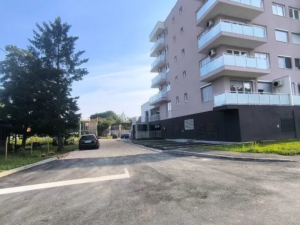 ZAVRŠENI RADOVI NA PRILAZU GARAŽI STAMBENO-POSLOVNOG OBJEKTA